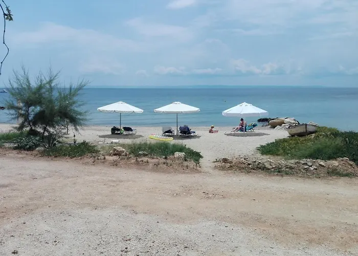 Porto Almira Beachfront Lejlighed