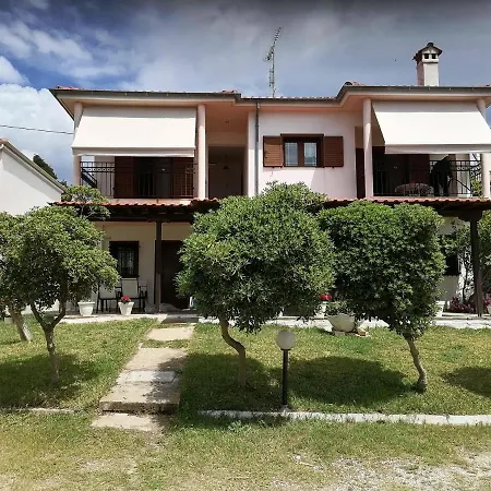 Porto Almira Beachfront * Nikiti (Sithonia)